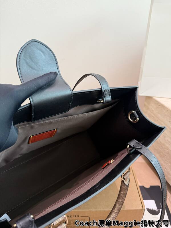 Coach Monogram 40x30x16cm shoulder bag — 1:1 Replica