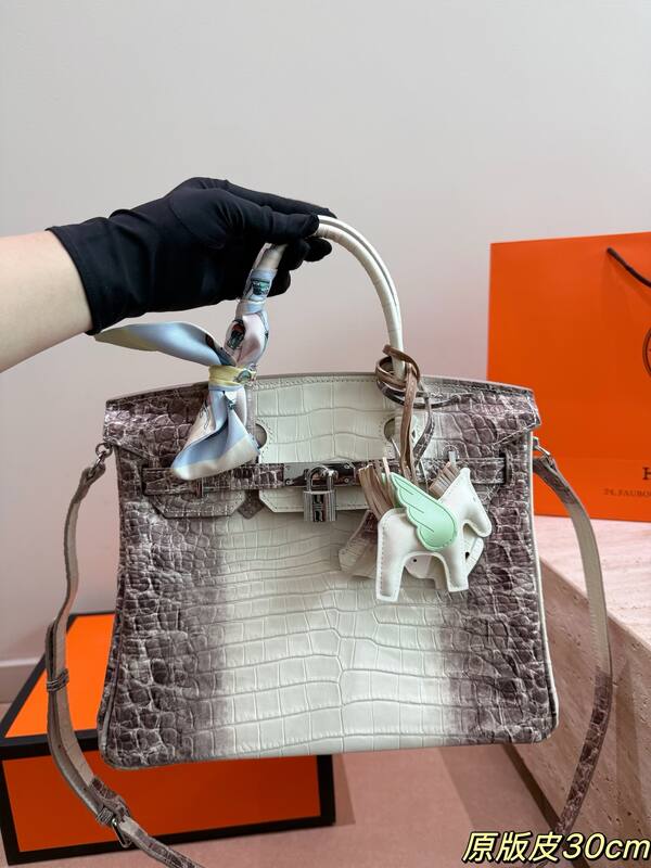 Hermes Birkin White and taupe croc-embossed leather everyday — Top Quality Replica