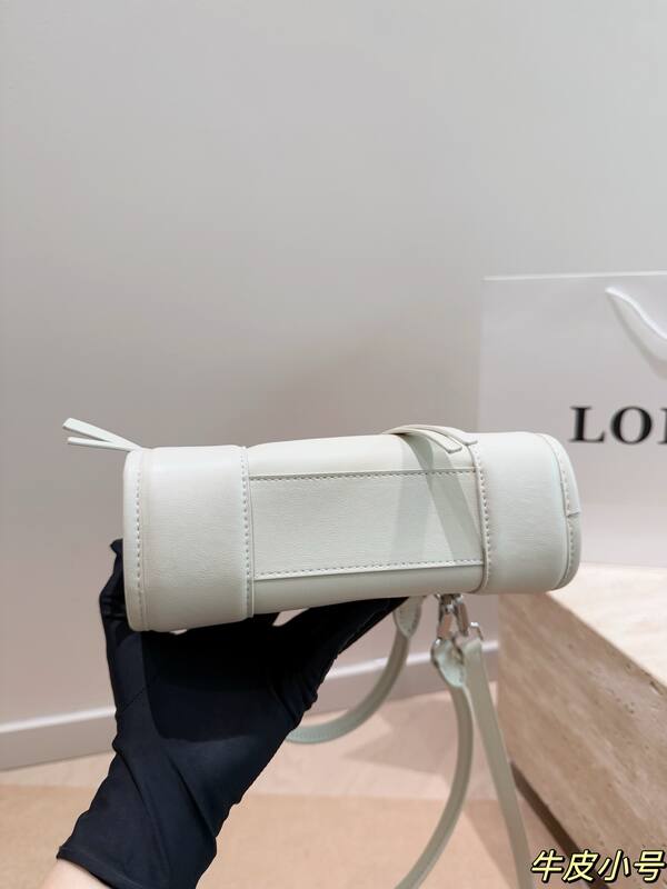 Loewe White 25x18x10cm shoulder bag — AAA Quality Replica