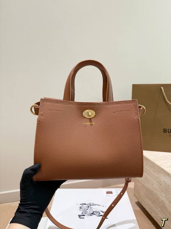Burberry Brown 25x18x10cm shoulder bag — 1:1 Replica
