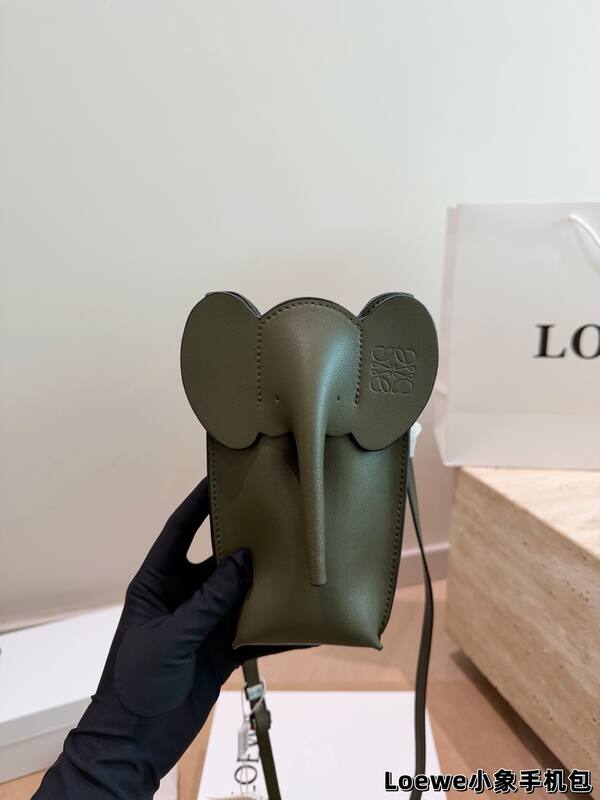 Loewe Calfskin shoulder bag — Top Quality Replica