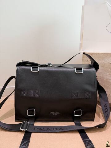 Prada Black 40x30x16cm shoulder bag Premium Replica