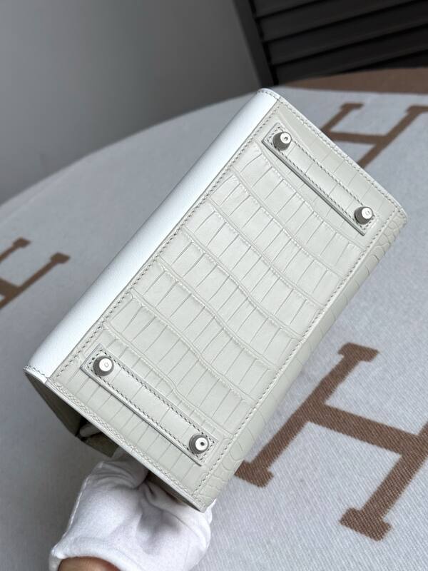 Hermes Birkin 20 White matte crocodile handbag — AAA Quality Replica