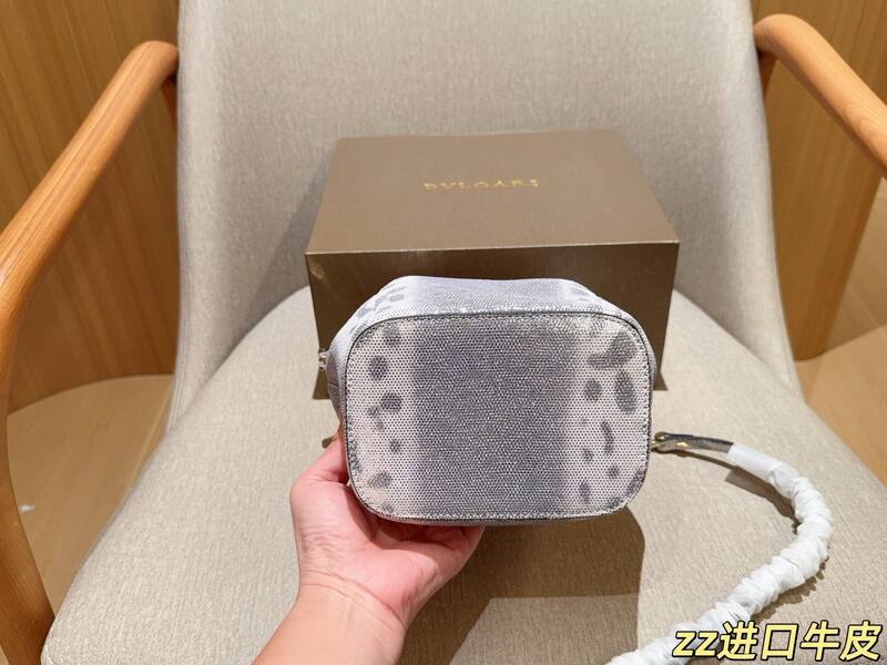 Bulgari shoulder bag — Premium Replica
