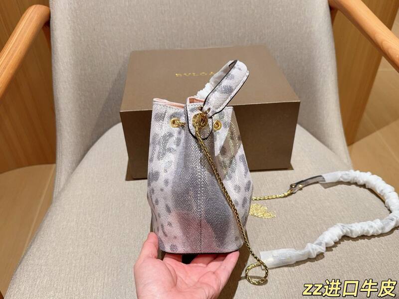 Bulgari shoulder bag — Premium Replica