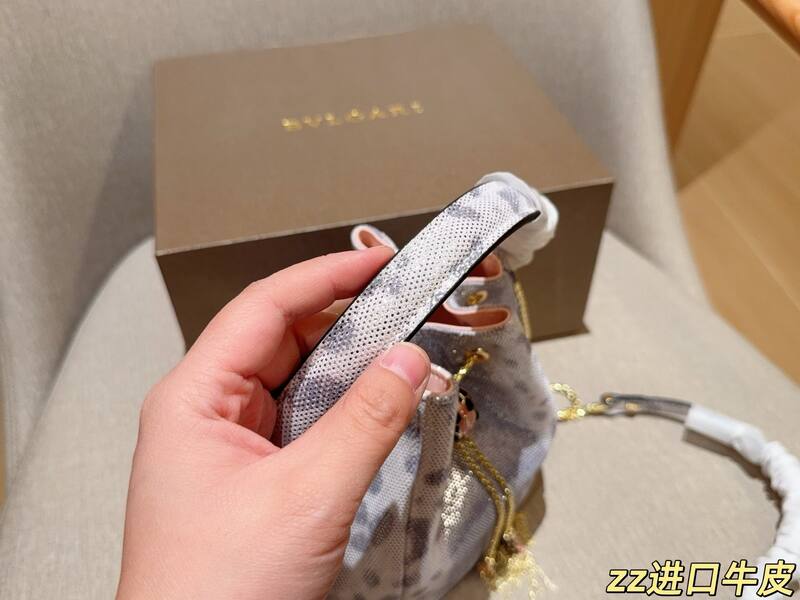 Bulgari shoulder bag — Premium Replica