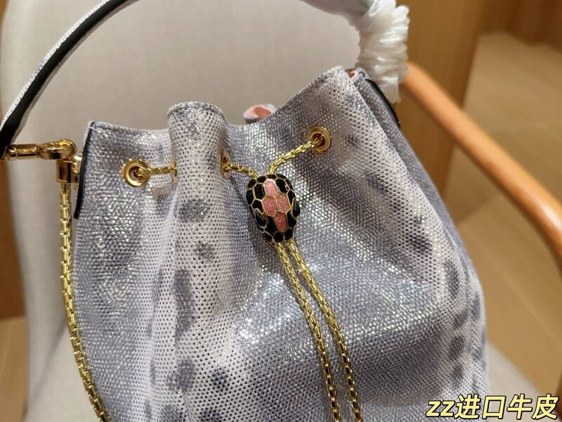 Bulgari shoulder bag — Premium Replica