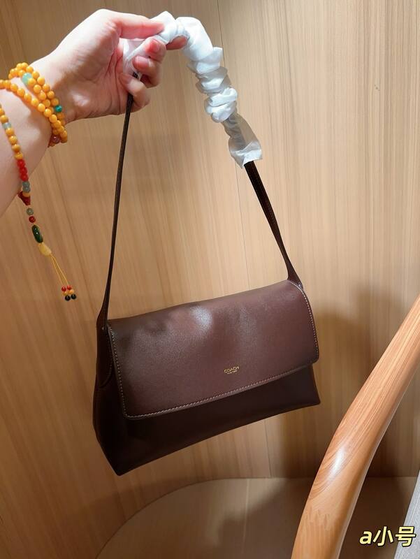 Coach Brown 25x18x10cm shoulder bag — AAA Quality Replica