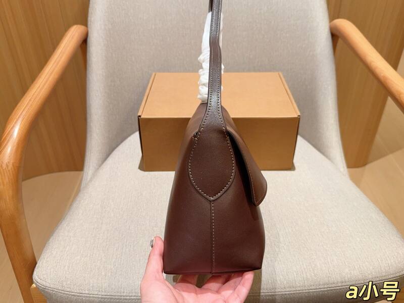 Coach Brown 25x18x10cm shoulder bag — AAA Quality Replica
