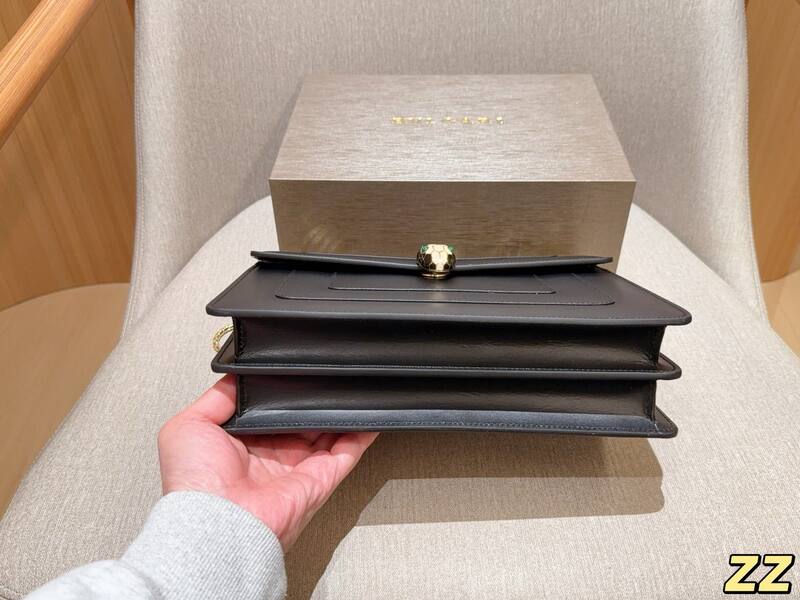 Bulgari shoulder bag — Top Quality Replica