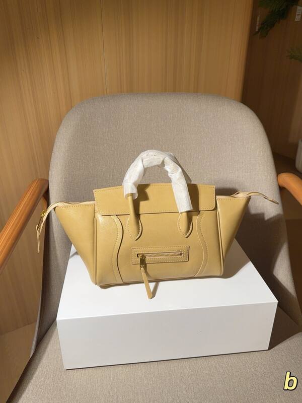 Celine Luggage Tan Brown Leather 27x20x12cm handbag handbag — Premium Replica