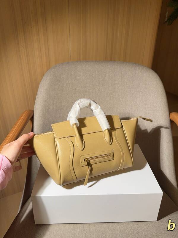 Celine Luggage Tan Brown Leather 27x20x12cm handbag handbag — Premium Replica