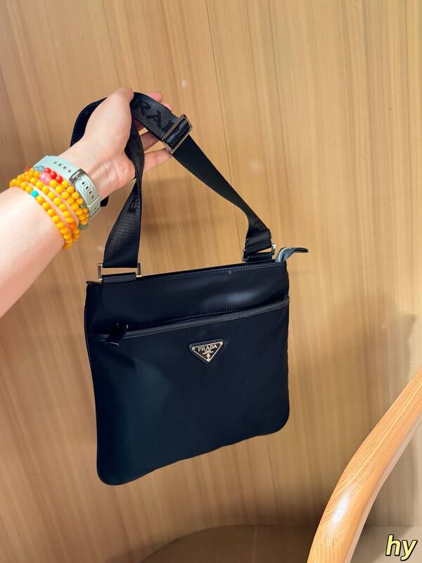 Prada Black shoulder bag — Top Quality Replica