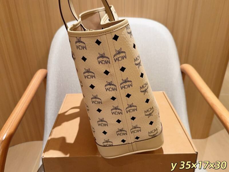 MCM Toni Beige Visetos 35x17x30cm tote — Top Quality Replica