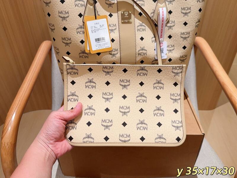 MCM Toni Beige Visetos 35x17x30cm tote — Top Quality Replica