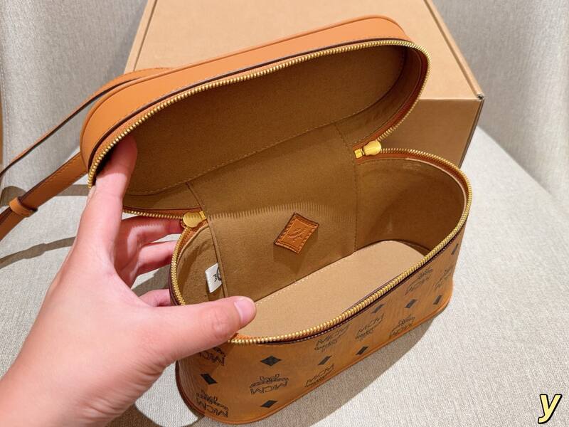 MCM Visetos 25x18x10cm shoulder bag — Top Quality Replica