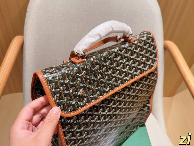 Goyard Brown shoulder bag — Premium Replica