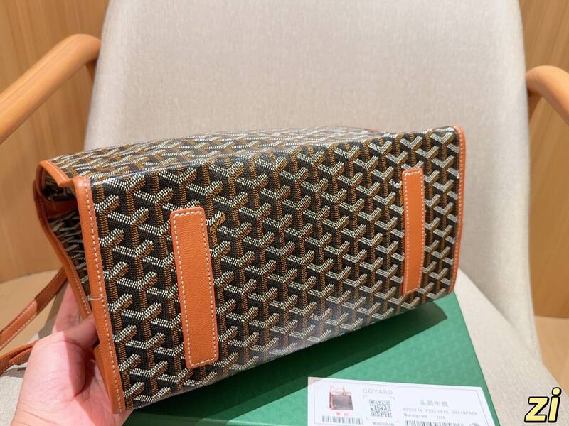 Goyard Brown shoulder bag — Premium Replica