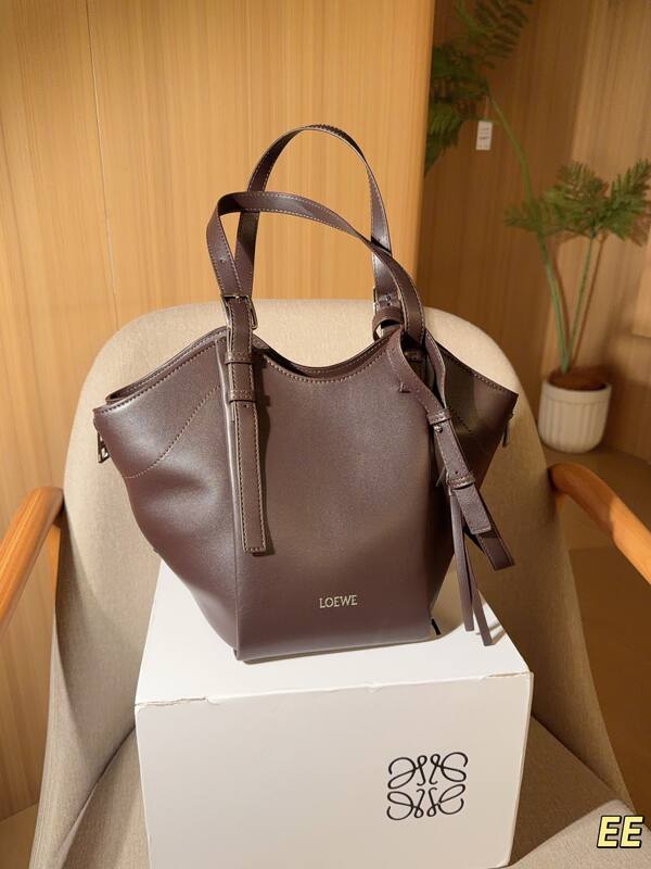 Loewe White 25x18x10cm shoulder bag — 1:1 Replica
