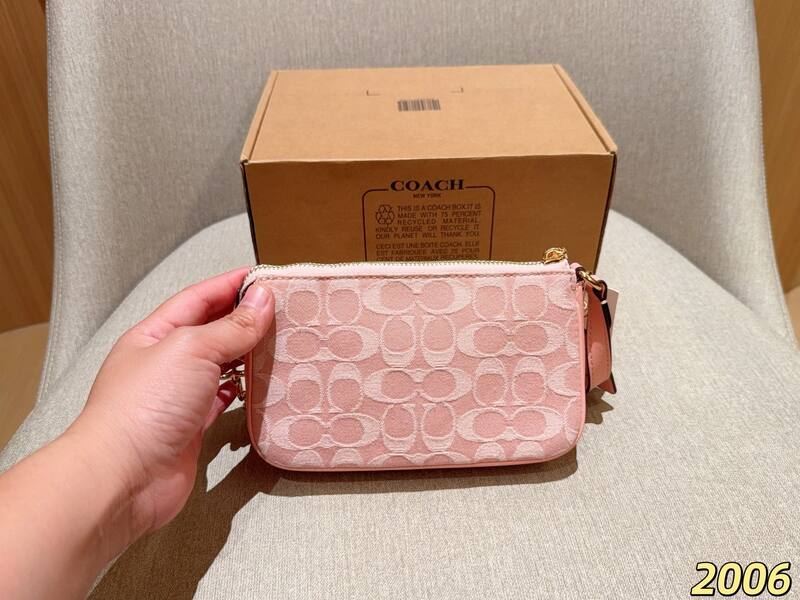 Coach Monogram shoulder bag — AAA Quality Replica