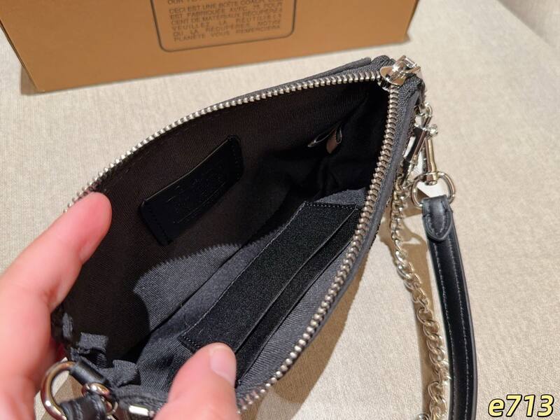 Coach Black 25x18x10cm shoulder bag — 1:1 Replica