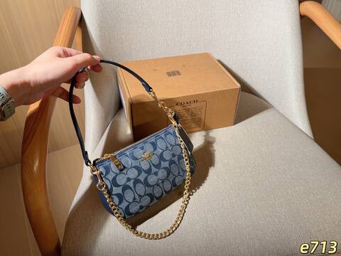 Coach Monogram 25x18x10cm shoulder bag 1 1 Replica