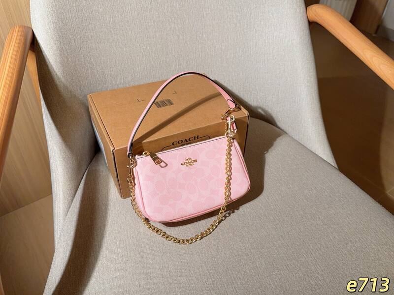 Coach Monogram shoulder bag — AAA Quality Replica