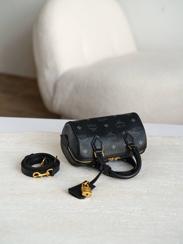 MCM Visetos shoulder bag — Premium Replica