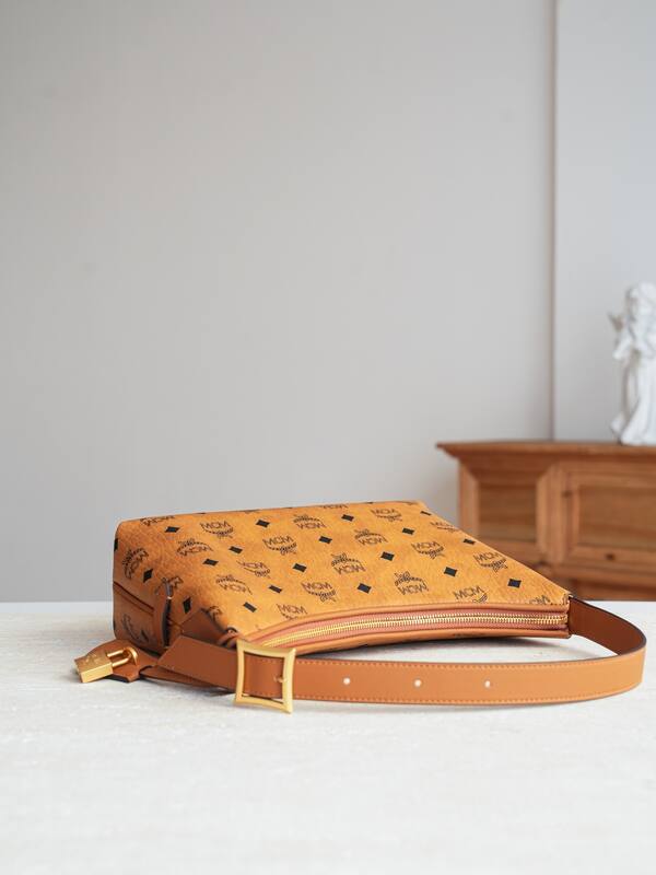MCM Monogram shoulder bag — Premium Replica