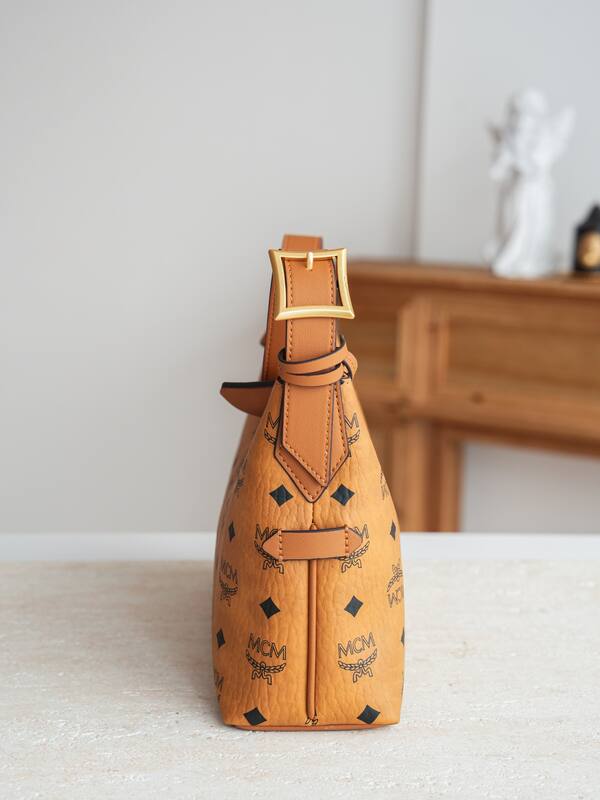 MCM Monogram shoulder bag — Premium Replica