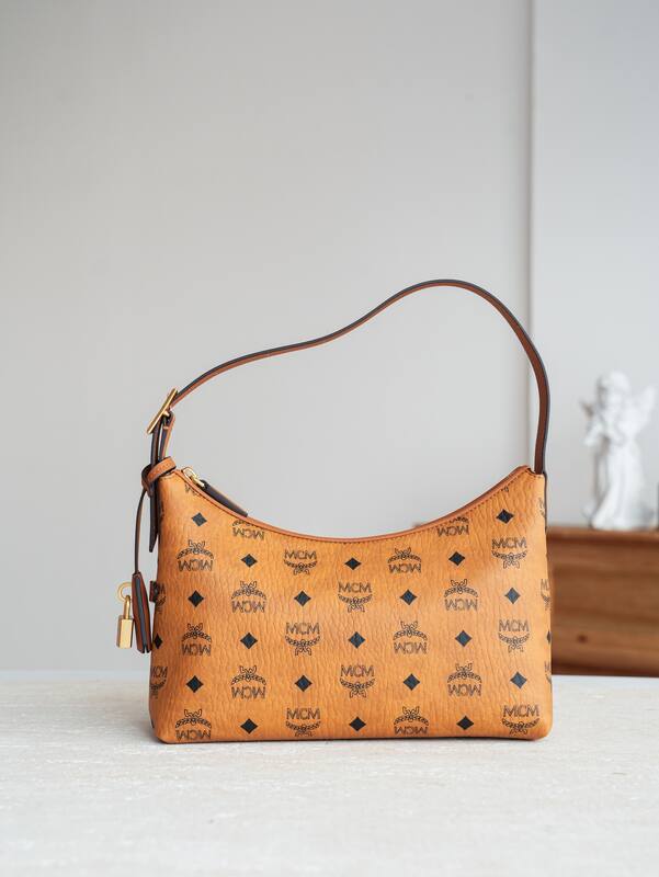 MCM Monogram shoulder bag — Premium Replica