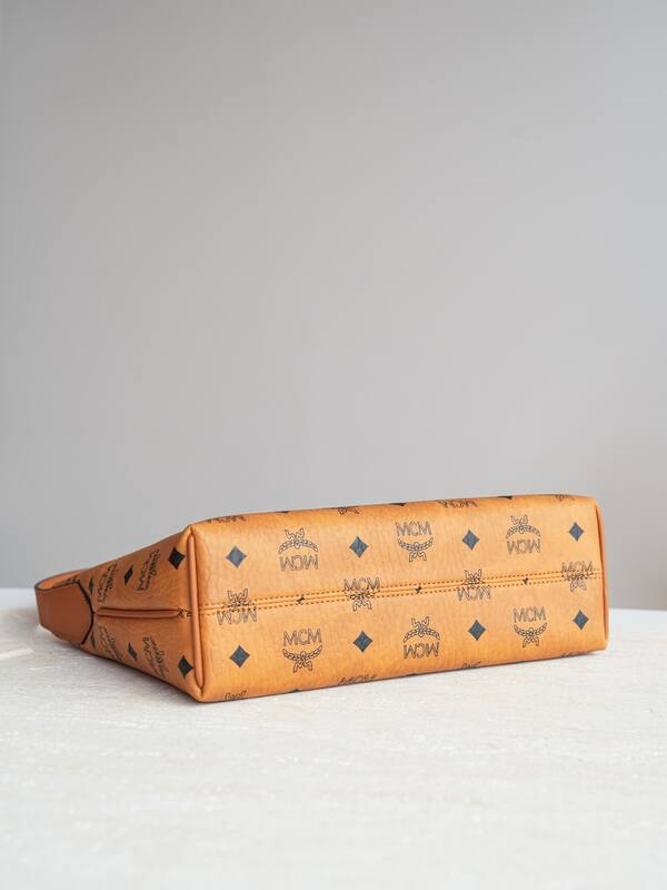 MCM Monogram shoulder bag — Premium Replica