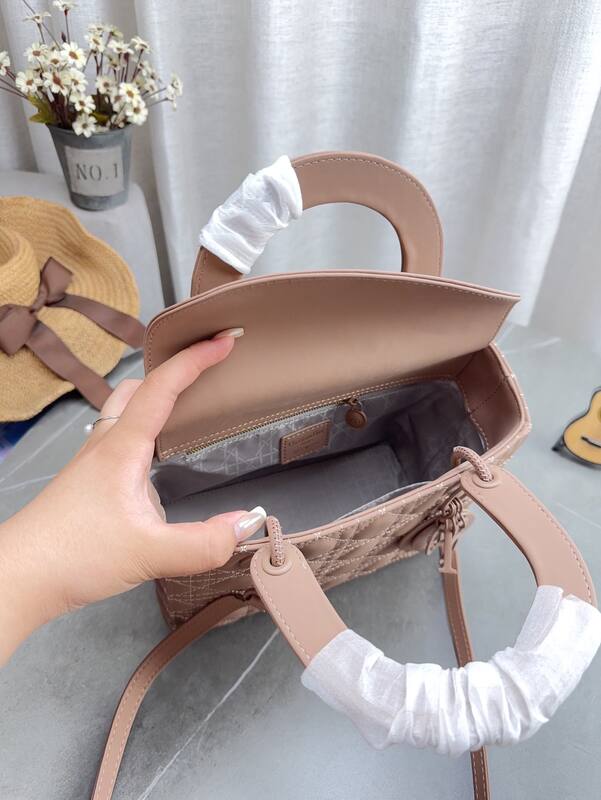 Dior Lady Beige everyday — Top Quality Replica