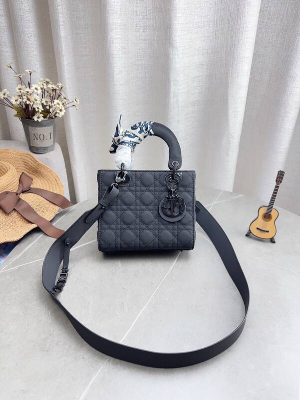Dior Lady White shoulder — Top Quality Replica