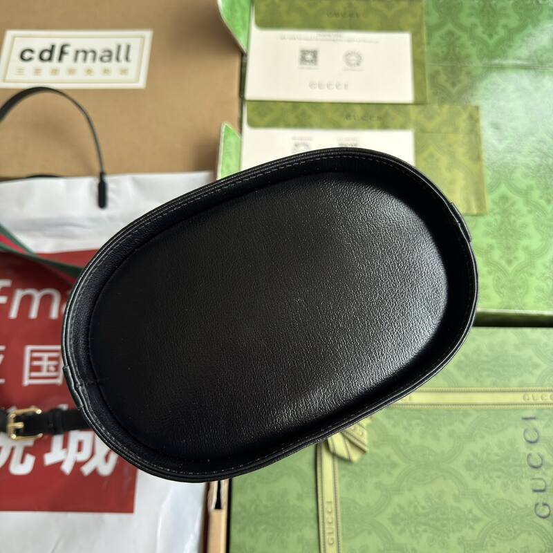 Gucci Black crossbody — Premium Replica