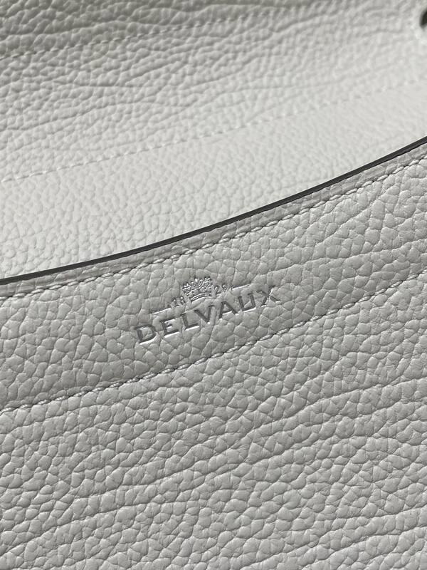 Delvaux Tempete Beige everyday — Premium Replica