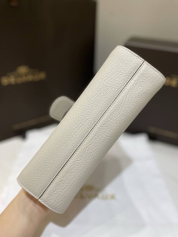 Delvaux Tempete Beige everyday — Premium Replica