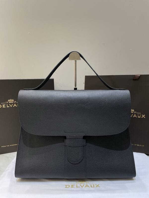 Delvaux Temp te Black grained leather shoulder — Top Quality Replica