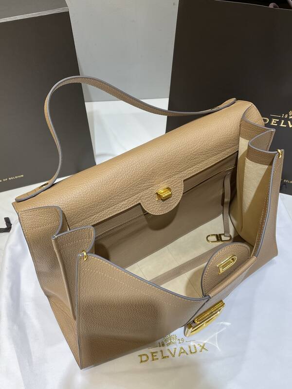 Delvaux Temp te Beige grained leather shoulder — AAA Quality Replica
