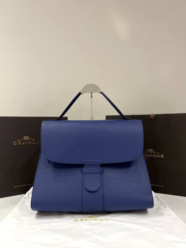 Delvaux Temp te Blue shoulder — AAA Quality Replica