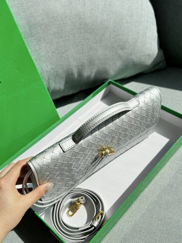 Bottega Veneta Silver shoulder bag — Premium Replica