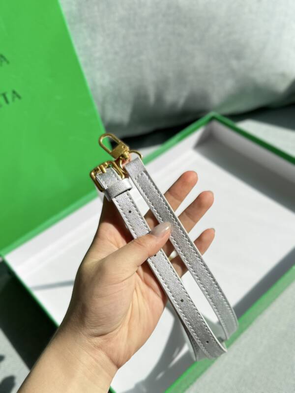 Bottega Veneta Silver shoulder bag — Premium Replica