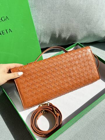 Bottega Veneta Brown shoulder bag AAA Quality Replica