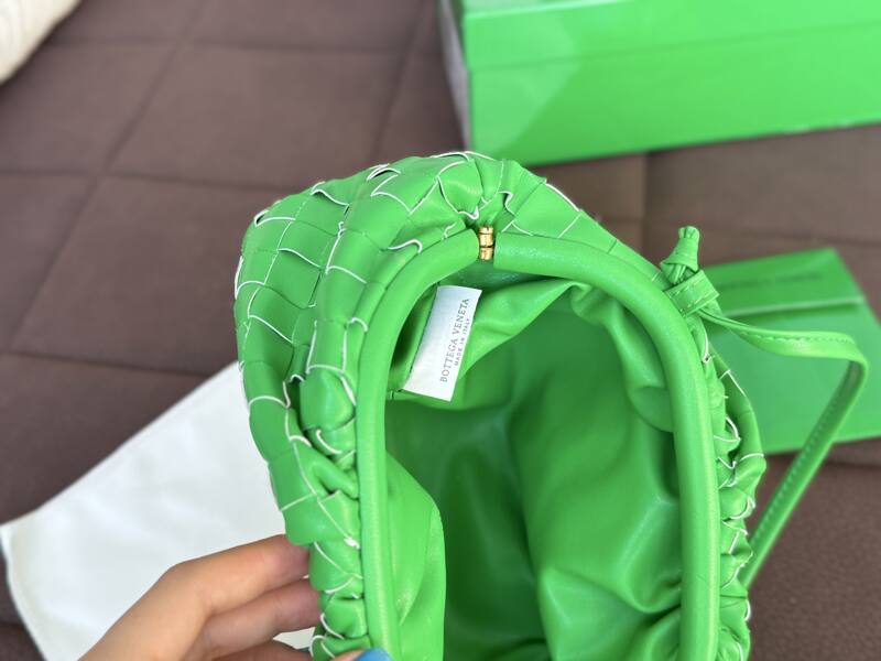 Bottega Veneta Green shoulder bag — AAA Quality Replica