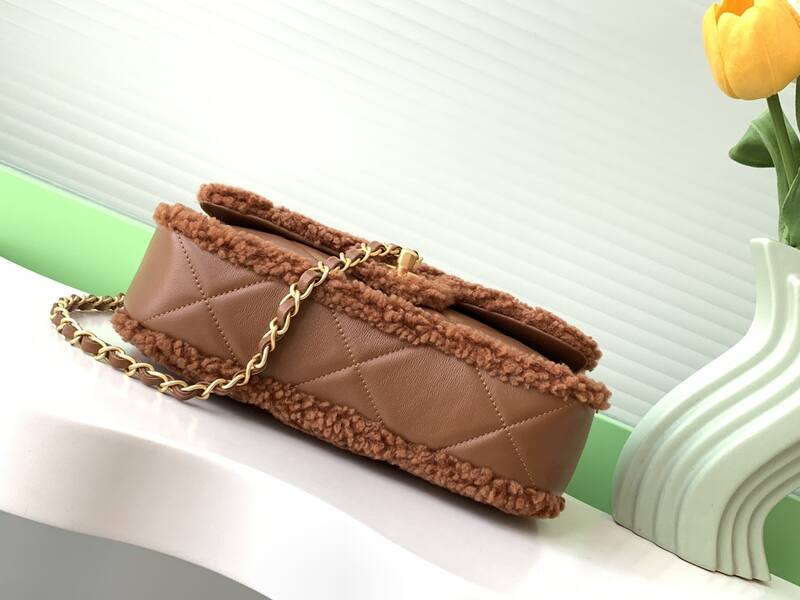 Chanel Classic Flap Brown teddy lamb wool shoulder — Premium Replica