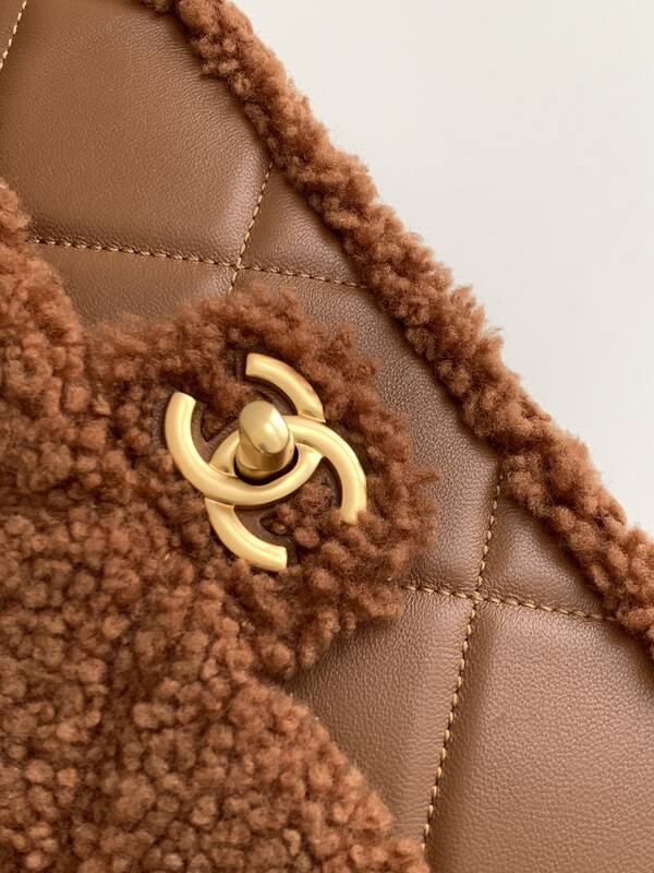 Chanel Classic Flap Brown teddy lamb wool shoulder — Premium Replica