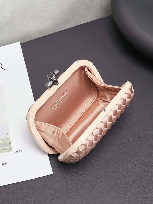 Bottega Veneta shoulder bag — Top Quality Replica