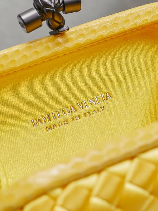 Bottega Veneta shoulder bag — AAA Quality Replica