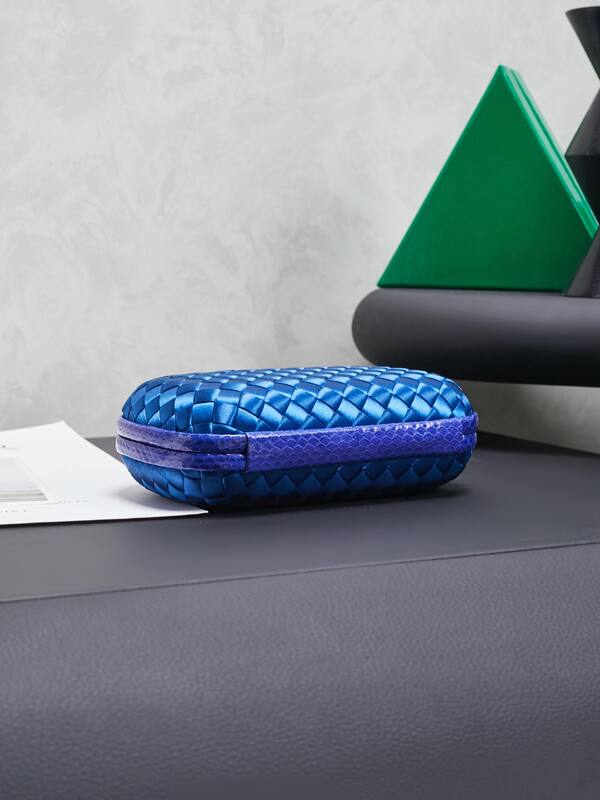 Bottega Veneta Blue shoulder bag — Top Quality Replica