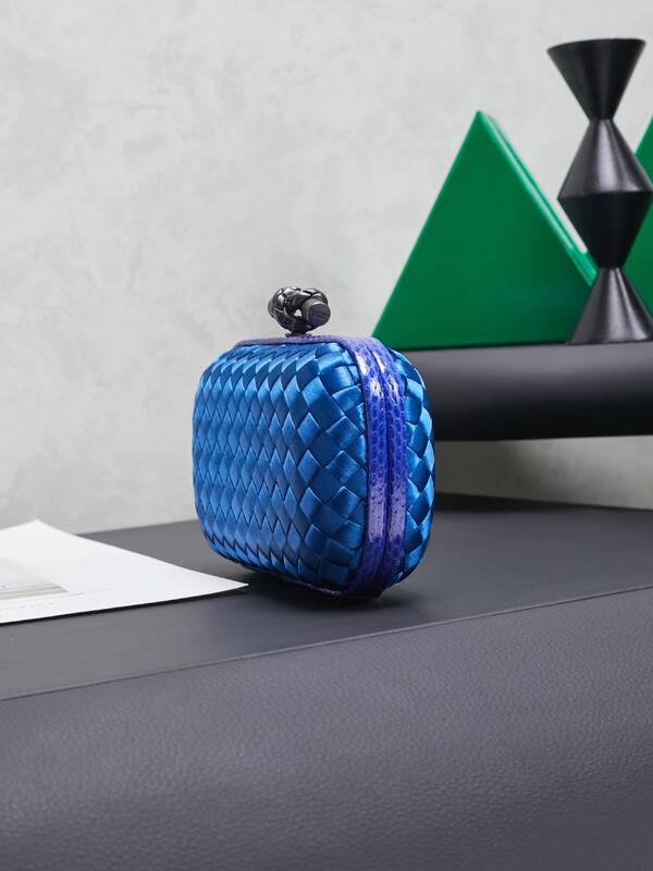 Bottega Veneta Blue shoulder bag — Top Quality Replica